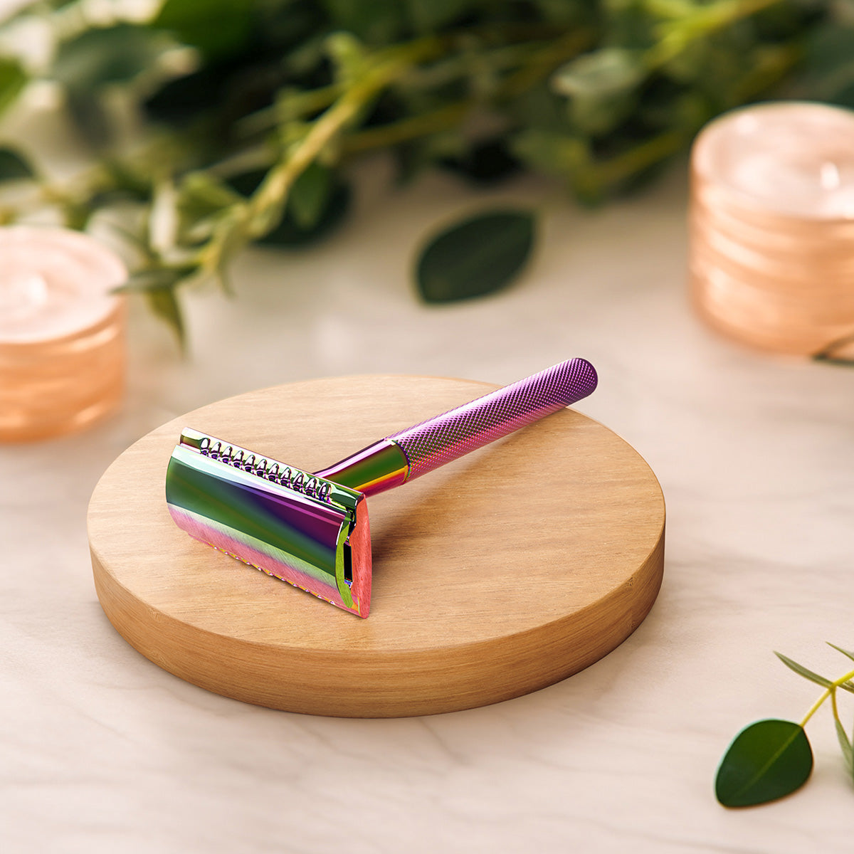 Diamond Grip Safety Razor — Includes 10 Blades