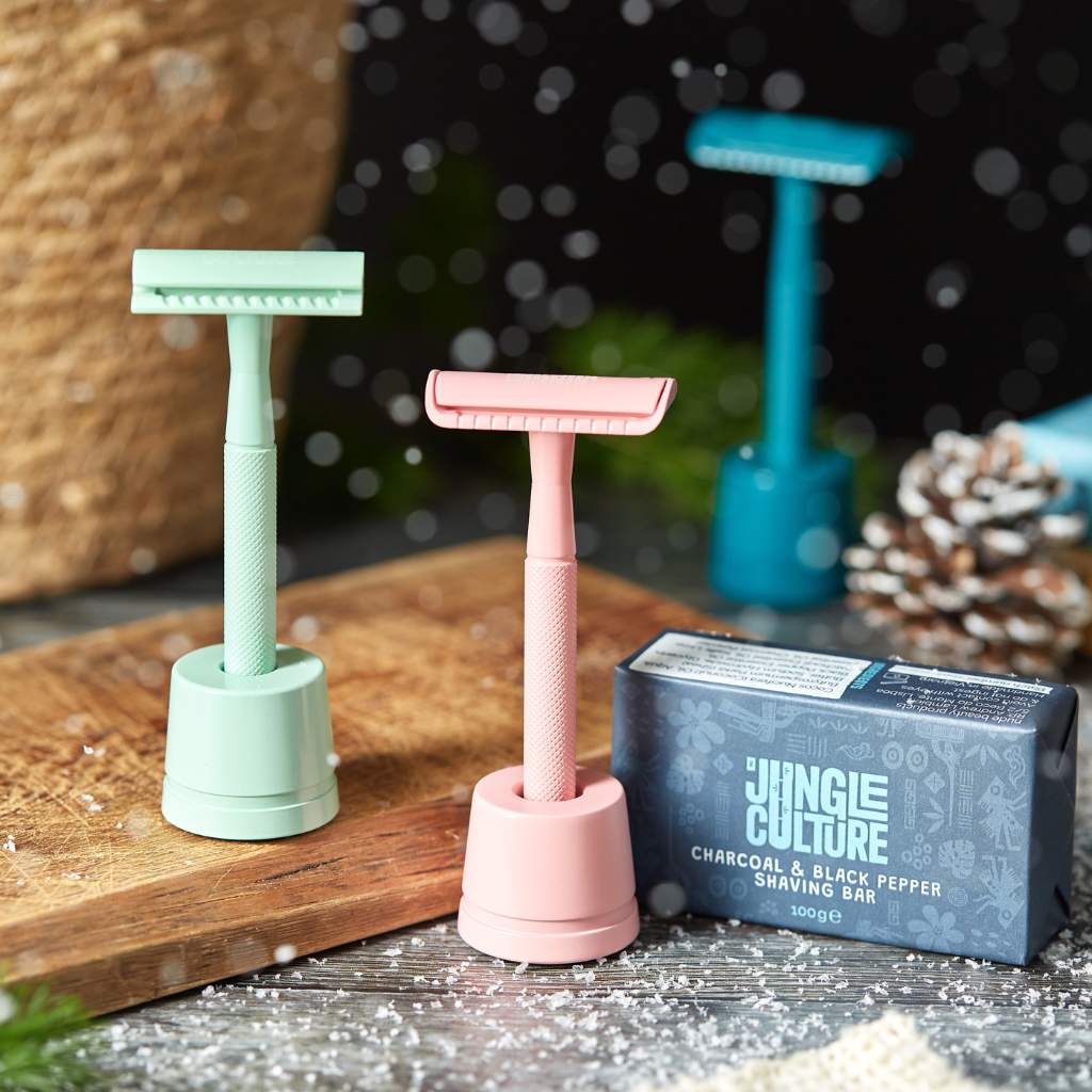 Diamond Grip Safety Razor — Includes 10 Blades