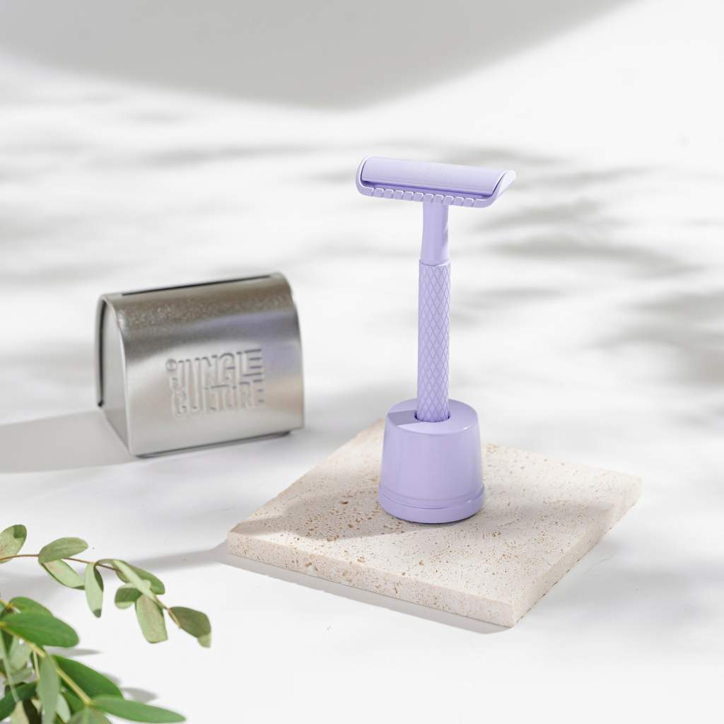 Diamond Grip Safety Razor — Includes 10 Blades